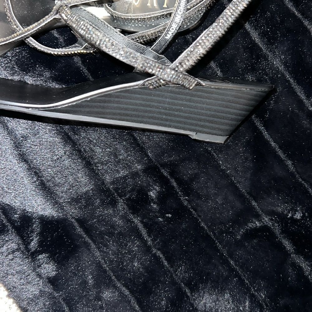 INC sparkle sandals - Picture 6 of 6